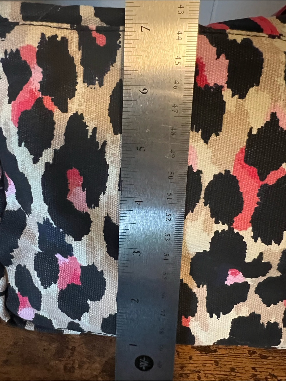 Victorias Secret Large Pink Leopard Overnight Duffle Weekender Travel Tote Bag - Picture 12 of 16